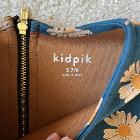 Kidpik Daisy Suedette Dress Allover Daisy Printed Knit Dress Relaxed Fit  7/8 - Picture 4 of 9